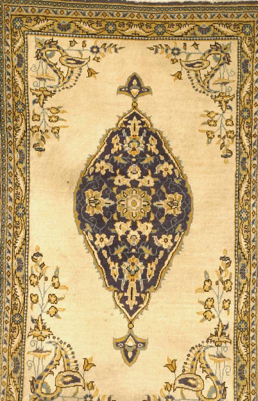 Ghom, Persien, ca. 30 Jahre, Wolle auf Baumwolle, ca. 120 x 71 cm, SchÄtzwert: 850.- EURO, EHZ: 3
