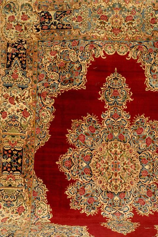Kerman, Persien, um 1940, Wolle auf Baumwolle, ca. 395 x 300 cm, EHZ: 3 SchÄtzwert: 3200 EURO.