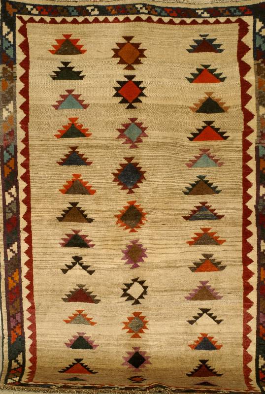 Gabbeh, Persien, ca. 30 Jahre, Wolle auf Wolle, ca. 235 x 155 cm, SchÄtzwert: 550.- EURO, EHZ: 2