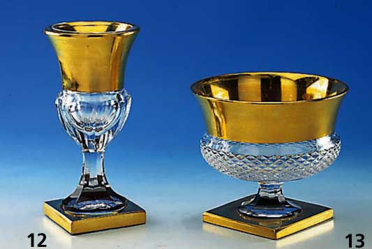 Anbietschale, Bleikristall, geschnitten und geschliffen, schwer vergoldet, JosephinenhÜtte, H ca. 16 cm, D ca. 18 cm