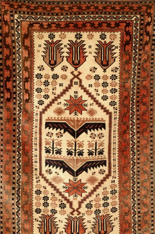 Yagchibidar, TÜrkei, ca. 40 Jahre, Wolle auf Wolle, ca. 180 x 105 cm, SchÄtzwert: 650.- EURO, EHZ: 2