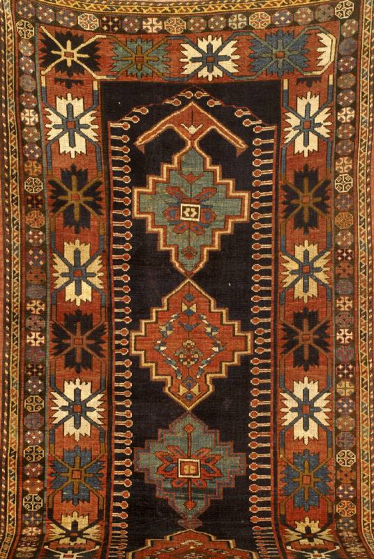 Kazak, Rußland, um 1900, Wolle auf Wolle, ca. 298 x 133 cm, SchÄtzwert: 3500.- EURO, EHZ: 3