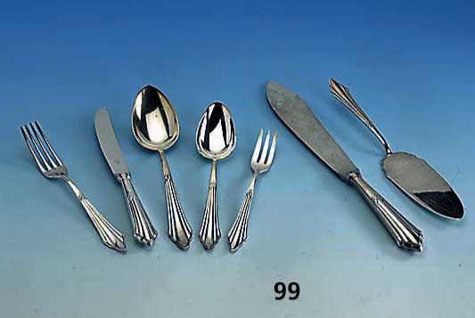75-teiliges WMF Besteck, FÄchermuster, 90er bzw. 100er Silberauflage, bestehend aus, 12 Messer, 12 Gabeln, 12 LÖffel, 5 MenÜlÖffel, 10 ...