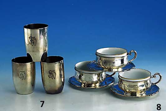 6 Becher, deutsch um 1900, 800er Silber, glatte Form, H ca. 10 cm, Bes.-Monogr. TW, zus. ca. 560 g