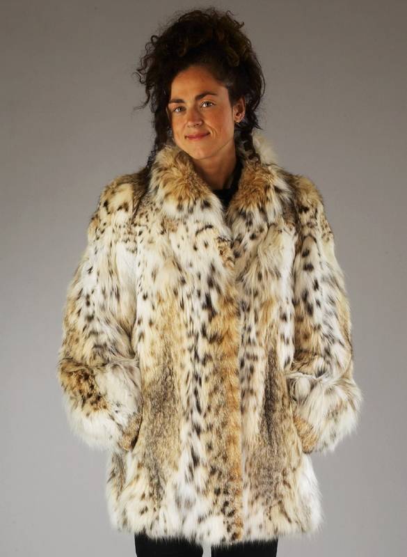 Luchskatzenjacke, Gr. 38/40, 2 Einschubtaschen, beiges Innenfutter, Stehkragen, L. ca. 78 cm, lt. EG-VO-Nr. 338/97 nach Anhang B innerhalb der EUN ...