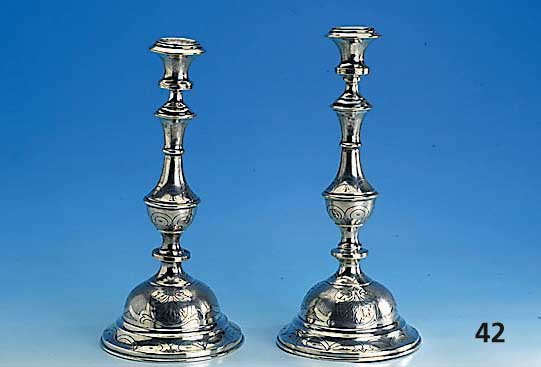 Kerzenleuchterpaar, Österreich um 1870/80, Meistermarke Karl WeichesmÜller, 800er Silber, punziert & graviert, min. verbeult, H. ca. 33 cm, 1 x ...