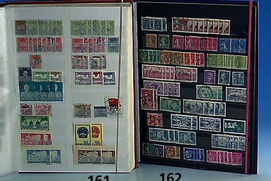 Briefmarken, Frankreich 1862/1975, gut bestÜckte Sammlung mit zahlreichen Doubletten und besseren Werten in gest. Erhaltung, i. Steckbuch