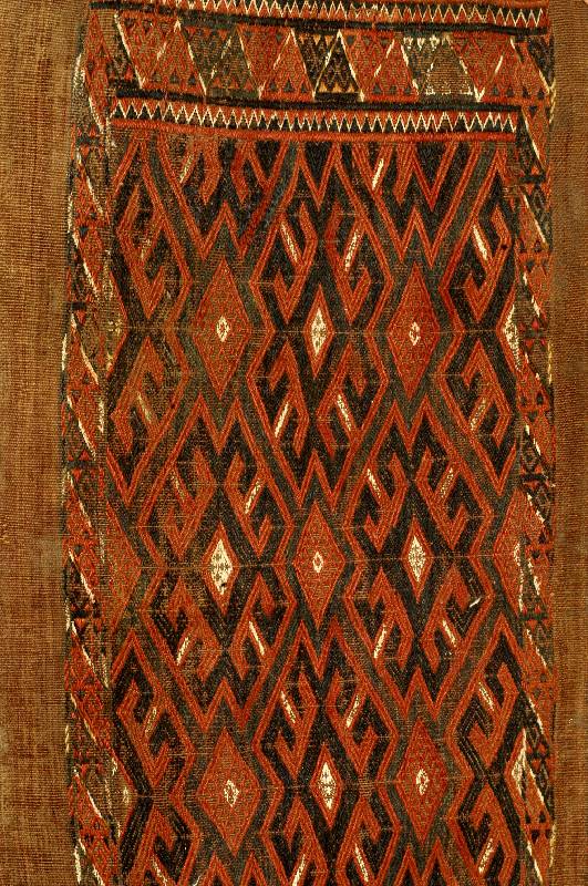 Yomuth Torba (sumakh), Turkmenistan, um 1860, Wolle auf Wolle, ca. 80 x 45 cm, Schätzwert: 800.- EURO, EHZ: 3