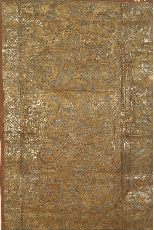 Ledertapete, England, um 1600, ca. 187 x 89 cm, SchÄtzwert: 1800.- EURO, EHZ: 4-5