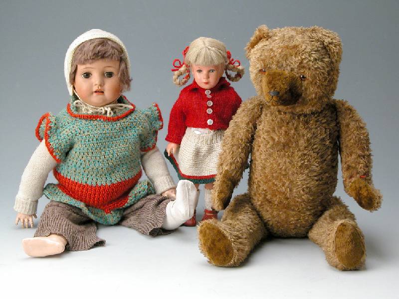 Puppe, SchildkrÖt, 60er Jahre, Modell KÄthe Kruse, Celluloid-Kopf, blonde Echthaar- perÜcke, H. ca. 40 cm, altersbed. bespielt