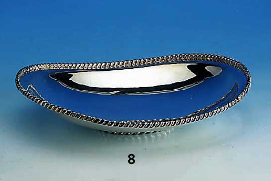 Anbietschale, deutsch, 50er Jahre, Handarbeitm 835er Silber, Kordelbandverz., ca. 580 g, 5.5 x 26 x 22 cm