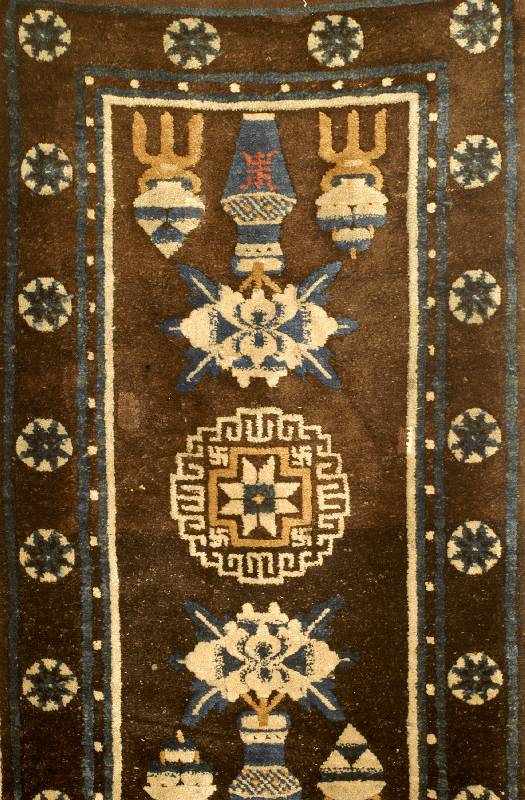 Pao Tow, China, um 1920, Wolle auf Baumwolle, ca. 125 x 67 cm, Schätzwert: 850.- EURO, EHZ: 2
