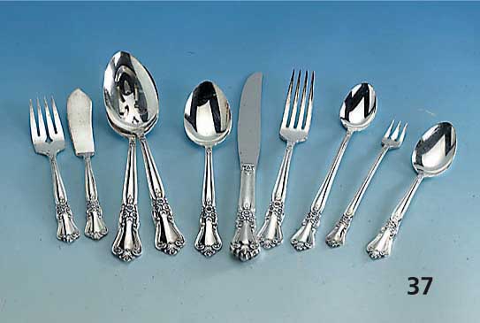 64-teiliges Besteck, William Rogers, 1940, Modell "Sectional", plated, 8 MenÜmesser, 12 kaffeelÖffel, 8 kuchengabeln, 8 MenÜ- ...