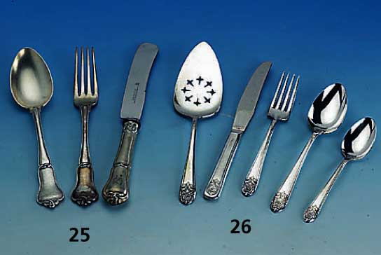 68-teiliges Besteck, International Silver, plated, Modell "Melody", Amerika 1954, best. 14 MenÜmesser, 15 MenÜgabeln, 14 ...