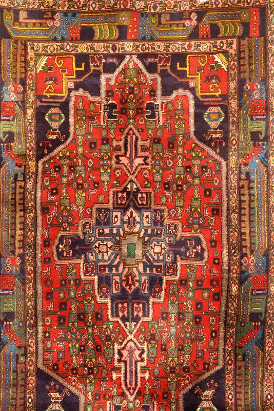 Koliai, Persien, Neuwertig, Wolle auf Baumwolle, ca. 273 x 150 cm, SchÄtzwert: 850.- EURO. SchÖne freundliche Farbgestalt.