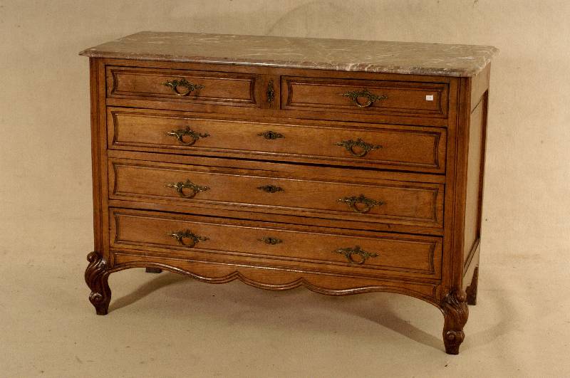 WÄschekommode, Frankreich, um 1900, Louis- Philippe, Eiche massiv, 5 SchÜbe, geschnitzte Beine in geschwungener Form, SchÜbe mit profiliertem ...