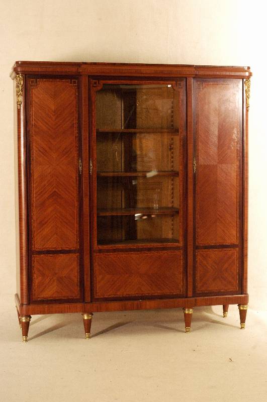 BÜcher- bzw. Mehrzweckschrank, Frankreich, um 1890/1900, Korpus Weichholz, Furnier aus mehreren EdelhÖlzern, Zitronenholz, Palisander und ...