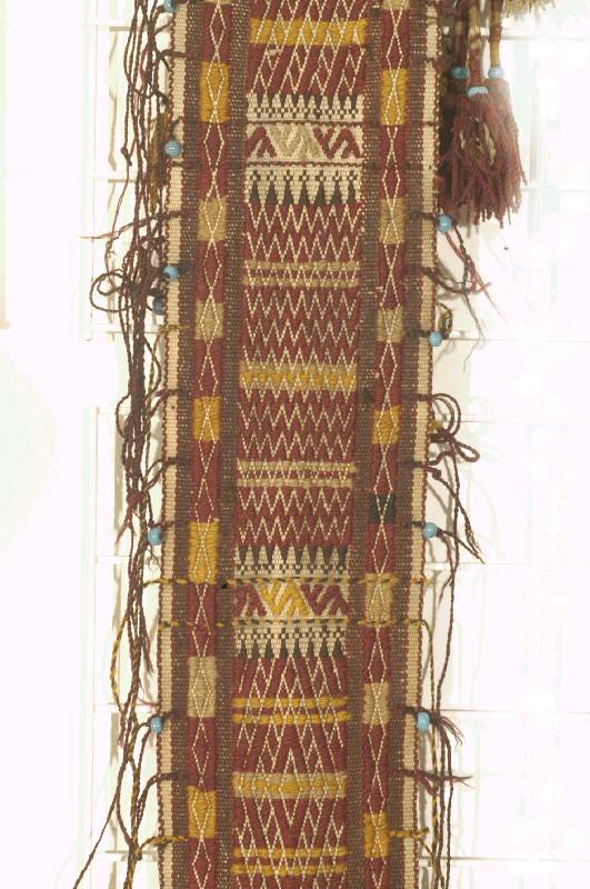Zeltband-Jomut, Torkmenistan, um 1900, Wolle auf Wolle, ca. 530 x 17 cm, Schätzwert: 950.- EURO, EHZ: 3
