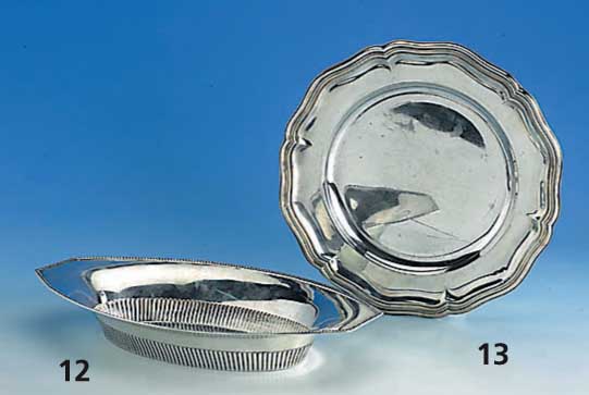 Silberanbietschale um 1900, 800er Silber, mit Perleistendekor, klassizistisch, Gewicht total ca. 340 g