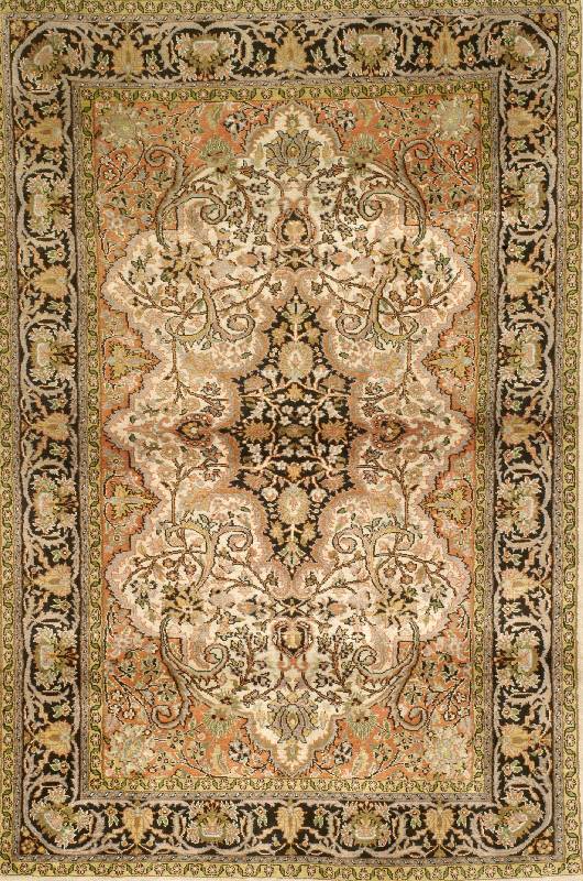 Kashmir Seide, Indien, ca. 10 Jahre, Seide auf Baumwolle, ca. 180 x 122 cm, Schätzwert: 950.- EURO, EHZ: 2