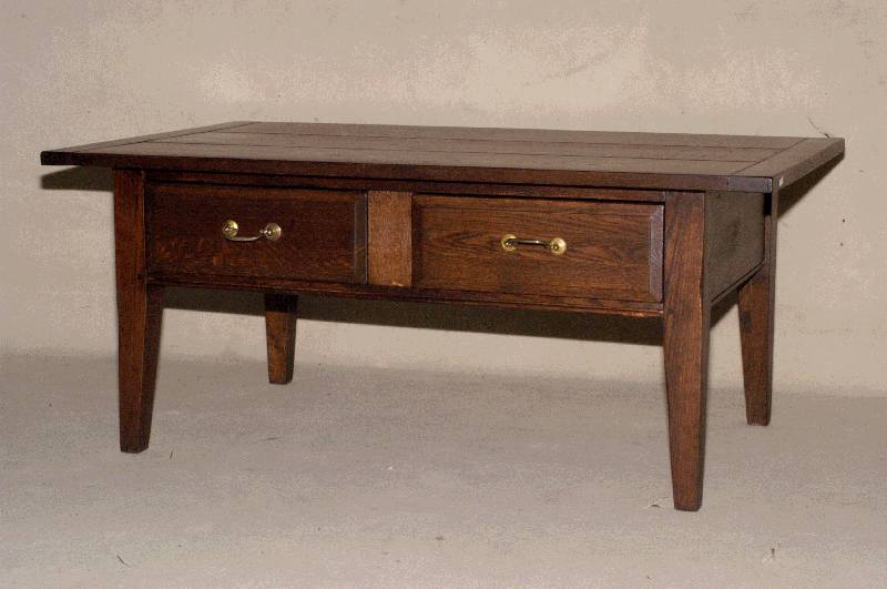 Couchtisch, im englischen Stil von 1910, Eiche massiv, 2 Schubladen, vielfach verwendbar, Gebrauchsspuren, wohnfertig, ca. 52x120x70 cm
