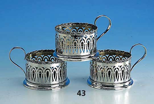 3 Teeglashalter, Gebr. KÜhn, SchwÄbisch GmÜnd, 800er Silber, total ca. 200 g, ohne Glas- einsÄtze