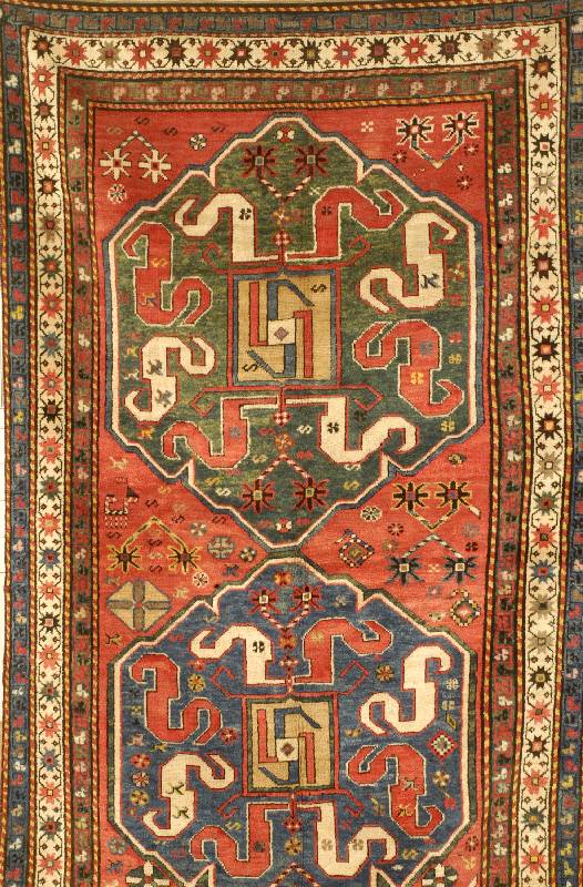 Wolkenband Kazak Antik, Sog.Chond Zoresk.Zen Kaukaus, um 19.Jh, Feine Glanzreiche Wolle, ca. 249 x 139 cm,Ehz 2 Schätzwert: 8000.- EURO, Natur ...