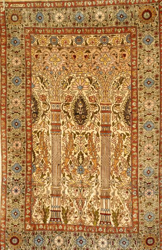 Hereke Sign fein, Türkei, ca. 40 Jahre, reine Naturseide, ca. 95 x 64 cm, Schätzwert: 3800.- EURO, ca. 1,0 Mio. Kn/qm, EHZ: 1-2