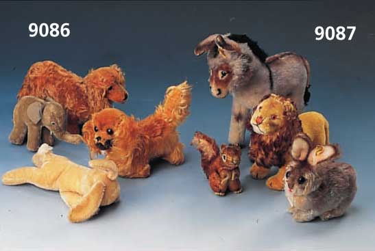 Konvolut Steiff-Tiere, 50er/60er Jahre, Dackel Waldi, mit Knopf und Fahne, Pekinese Peky, mit orig. Etikett, BÄr Floppy Zotty, mit orig. Etikett, ...