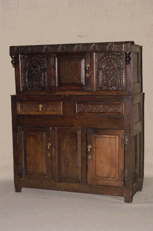 AufsatzmÖbel, deutsch/nÖrdliches Siegerland/ MÜnster, um 1770/80-1810, Eiche massiv, komplett auf Rahmen gearbeitet, Oberteil eingelassen, ...