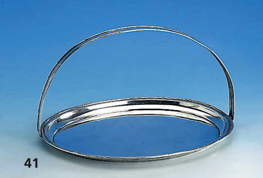 Anbiettablett, um 1900, 800er Silber, Jugendstil mit klassizist. Elementen, Kreuz- bandgeflecht, mit Henkel