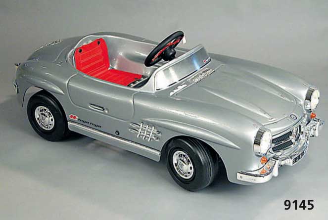 Mercedes Benz SL, 70er Jahre, Tretauto, KunststoffgehÄuse, bespielt, selten, L. ca. 130 cm