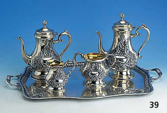 5-teiliges Kaffee- und Teeset, 900er Silber, barockisierend, floral verziert mit Kartuschen (fÜr Monogr. frei), 2 Teile m. Innenverg., best. ...