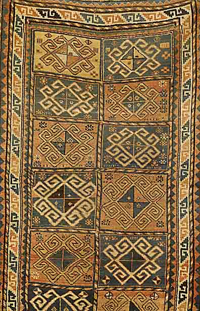 Moghan, Russland, um 1900, Wolle auf Wolle, ca. 177 x 103 cm, Schätzwert: 1400.- EURO, EHZ: 3-4
