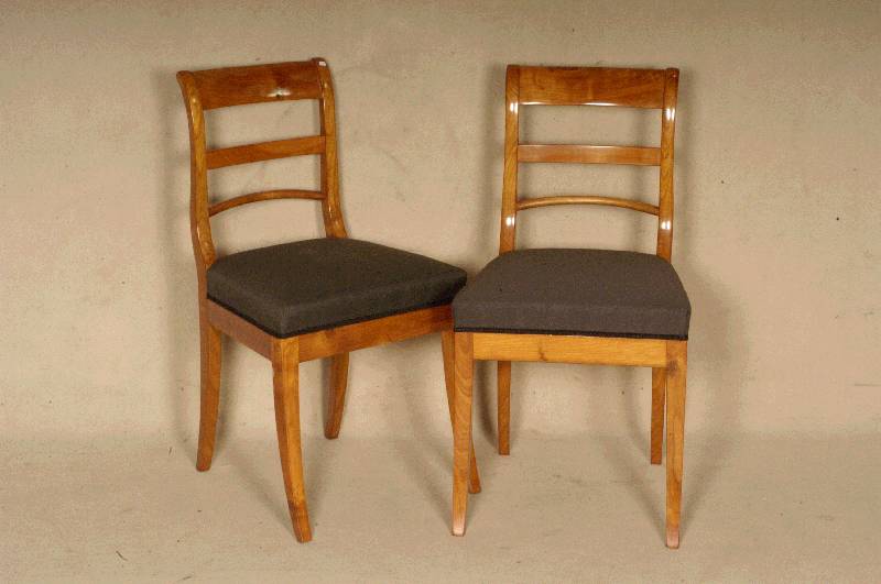 4 StÜhle, Biedermeierstil, Kirschbaum massiv, StilmÖbel, sehr stabil, nach altem Vorbild, gut gearbeitet, wohnfertig, ca. 90x48x45 cm, Sh. 49 ...