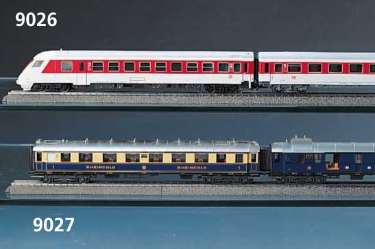 Wagen-Set "Neue InterCity-Farben", MÄrklin, Spur HO, 2. HÄlfte 20. Jh., 1 IC Abteilwagen 1. Klasse, 1 IC Großraumwagen 2. Klasse, 1 IC ...