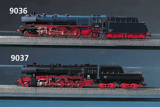 Dampflok mit Tender, MÄrklin, Spur HO, 2. HÄlfte 20. Jh., Baureihe 52, Nr. 523329, l. bespielt, sehr guter Zustand, im Orig.- Karton