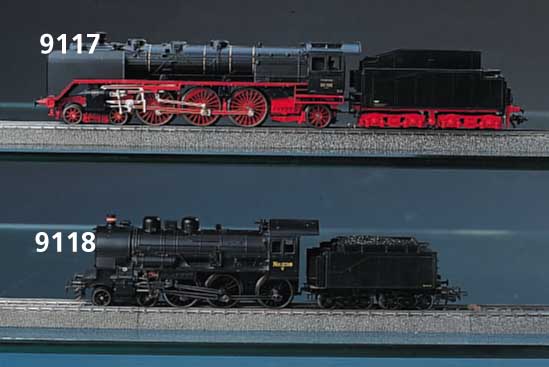Dampflok mit Tender, MÄrklin, Spur HO, 2. HÄlfte 20. Jh., Nr. 298 T DSB, l. bespielt, sehr guter Zustand, im Orig.-Karton, sammelwÜrdig