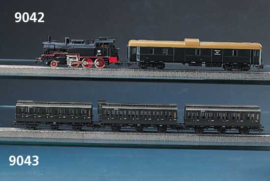 Wagen-Set, MÄrklin, Spur HO, 2. HÄlfte 20. Jh. , 6 Personenwagen (2 x BR 4202, 2 x BR 4200, 1 x BR 4201, 1 x BR 4203), dazu 3 Personenwagen aus ...