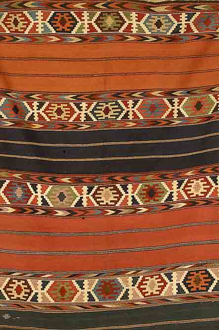 Kuba Kelim, Russland, um 1900, Wolle auf Wolle, ca. 360 x 169 cm, Schätzwert: 3500.- EURO, EHZ: 2