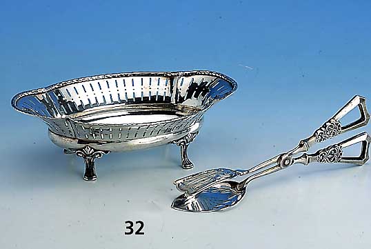 Anbietschale, deutsch, KÜhn/SchwÄbisch-GmÜnd, 800er Silber, Durchbrucharbeit, 4- gelappt u. 4-fach eingezogen, geschweifte FÜße, ca. 6.3 x ...