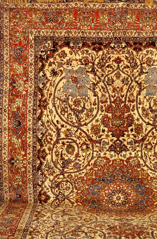 Esfahan Alt sehr fein, Persien, um 1910, Korkwolle auf Seide, ca. 490 x 310 cm, SchÄtzwert: 16500.- EURO, EHZ: 3, prÄchtige Ausstrahlung und ...