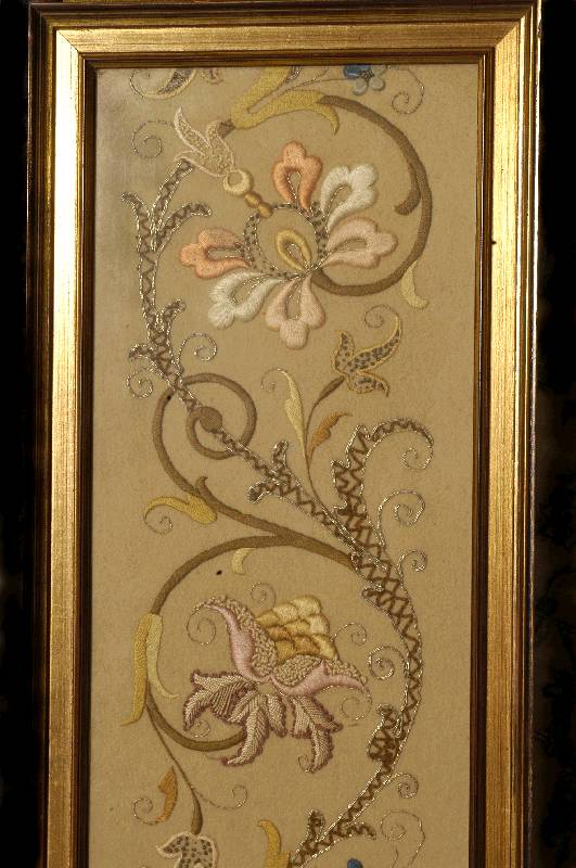 Stickerei, Frankreich, ca. 1860 Jahre, Seide auf wolle, ca. 140 x 22 cm, SchÄtzwert: 1200.- EURO, EHZ: 2