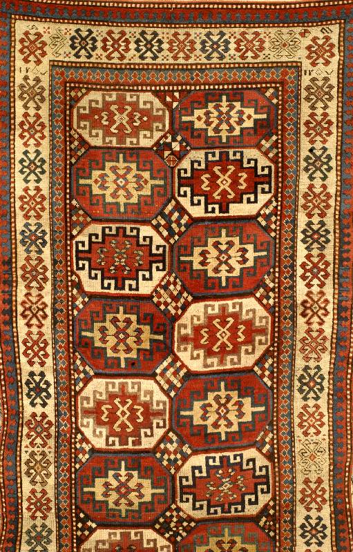 Moghan Antik, Kaukasus, um 1880, Wolle auf Wolle, ca. 242 x 130 cm, SW: 8800.- EURO. Ehz: 3,