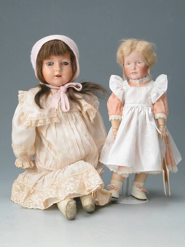 Replik, von KÄmmer & Reinhard, 114, weiter gemarkt, RM 2002, sogen. Gretchen, feine Bemalung, gutes Inkarnat, Kleidchen, Herstellerin: Rosemarie ...