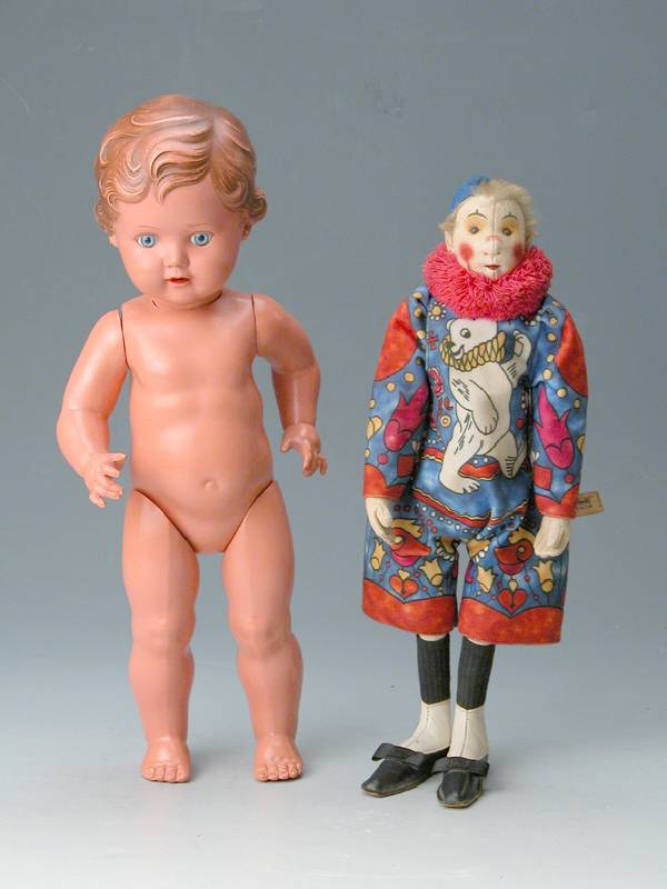 SchildkrÖtpuppe, Celluloid, um 1950, Erika, Kurbelkopf, Steifgelenke, offener Mund, Haare bemalt, nackt, minim. bespielt, blaue Glasaugen, H. ca. ...