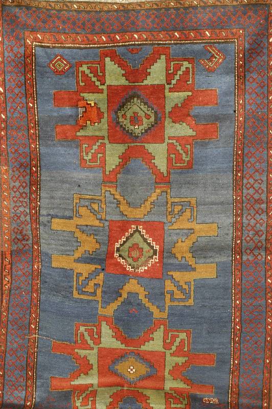 Lesghi, Kaukasus, um 1910, Wolle auf Wolle, ca. 205 x 119 cm, SchÄtzwert: 3200.- EURO, EHZ: 4