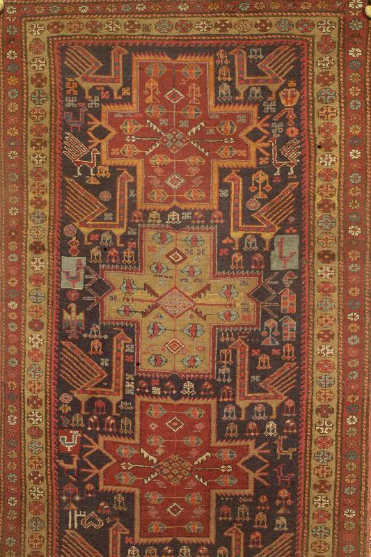 Meshgin (Akstafa Muster), Persien, um 1920 Wolle auf Baumwolle, ca. 294 x 110 cm, SchÄtzwert: 1700.- EURO, EHZ: 3