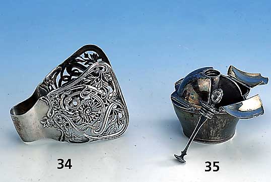 Spargelheber, Paris um 1900, Metall versil- bert, Meistermarke Bayard, aufwendige Durch- bruchL. ca. 11 cm
