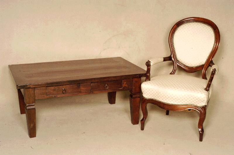 Couchtisch, Kolonialstil, im Stil von 1910, Teakholz massiv, dunkel beizt, 2-schÜbig, Gebrauchsspuren, rustikal, praktisches MÖbel, stabil, ...